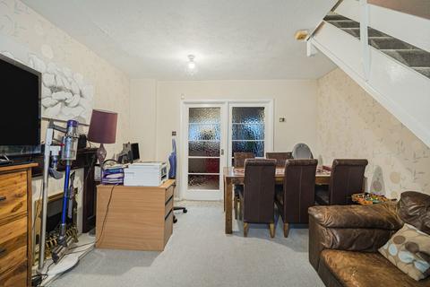 15 Saracen Close, Croydon, CR0 2HD