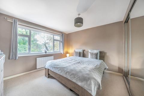 2 bedroom apartment for sale, Chine Crescent, Bournemouth, Dorset