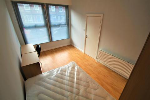 4 bedroom terraced house to rent, Mayville Street, Hyde Park, Leeds, LS6 1ND