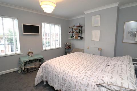 2 bedroom terraced house for sale, Cambridge Road, Hessle