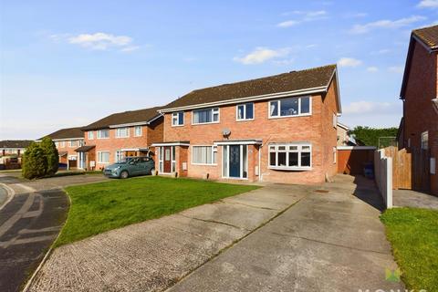 3 bedroom semi-detached house for sale, Kingfisher Close, Sundorne Grove, Shrewsbury