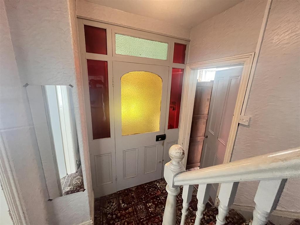 Reception vestibule