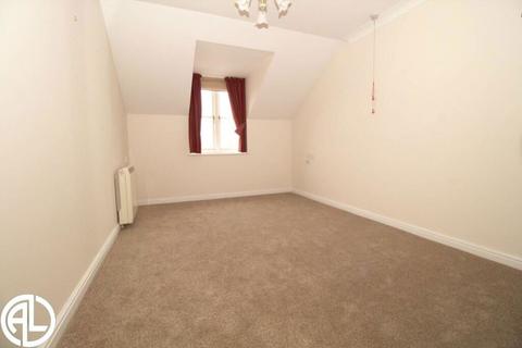 2 bedroom flat for sale, Paynes Park, Hitchin, Hertfordshire, SG5 1EJ