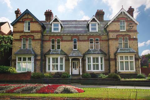 39 Bowling Green Road, Kettering, NN15 7QN