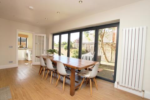 39 Bowling Green Road, Kettering, NN15 7QN