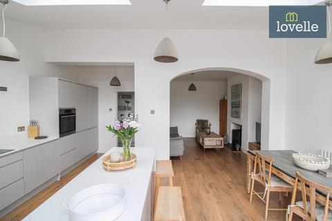 91 Grimsby Road, Waltham, Grimsby, DN37 0PT