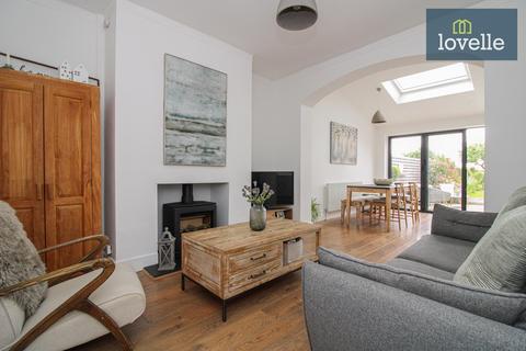 91 Grimsby Road, Waltham, Grimsby, DN37 0PT