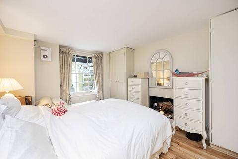 2 bedroom maisonette for sale, Great Percy Street, Finsbury, London, WC1X