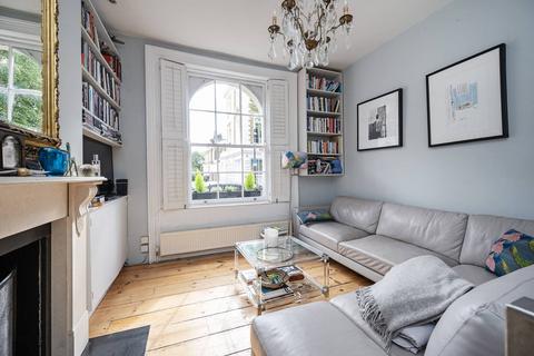 2 bedroom maisonette for sale, Great Percy Street, Finsbury, London, WC1X