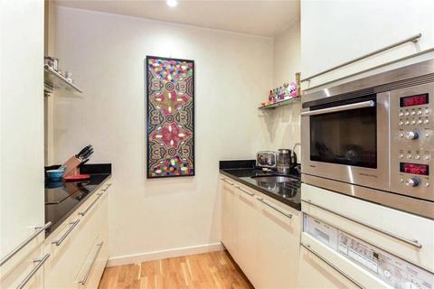 1 bedroom flat for sale, Hosier Lane, Farringdon, London, EC1A