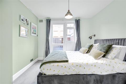 2 bedroom maisonette for sale, Smallwood Road, Tooting, SW17