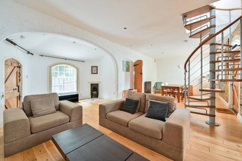 3 bedroom detached house for sale, Wiltshire Road, Brixton, London, SW9