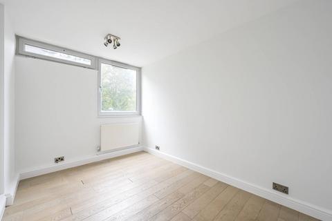 2 bedroom flat for sale, Hindmarsh Close, Shadwell, London, E1