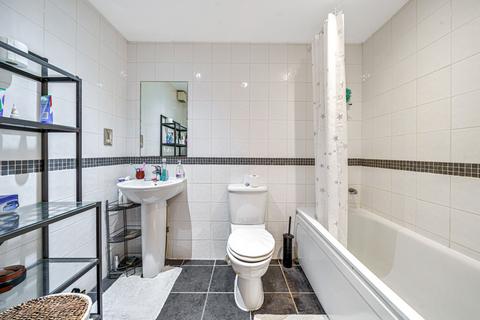 2 bedroom apartment for sale, Grosvenor Terrace, Camberwell, London