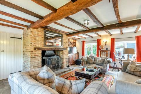 4 bedroom equestrian property for sale, Broad Street, Guildford GU3