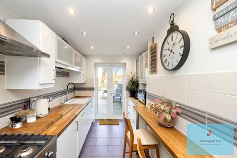 3 bedroom end of terrace house to rent, Brighton Road, Shoreham-by-Sea, BN43