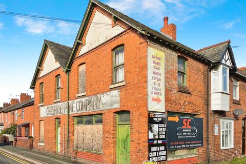 3 bedroom flat for sale, High Street, Saltney, Chester, Flintshire, CH4