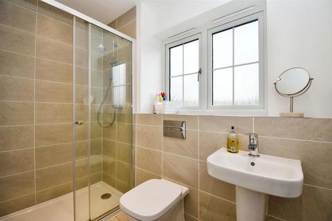 25 Cape Drive, Anlaby, Hull, HU10 7FP