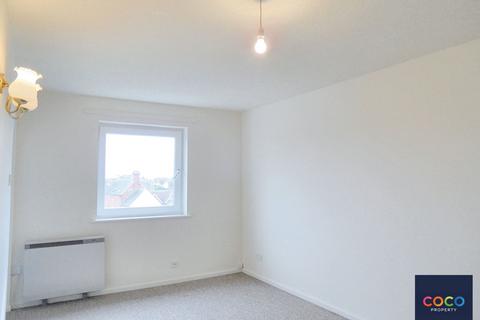 2 bedroom flat to rent, Glendinning Avenue, Weymouth DT4