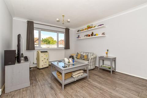 35 Beechwood Close, St Marys Bay, Romney Marsh, TN29 0XF