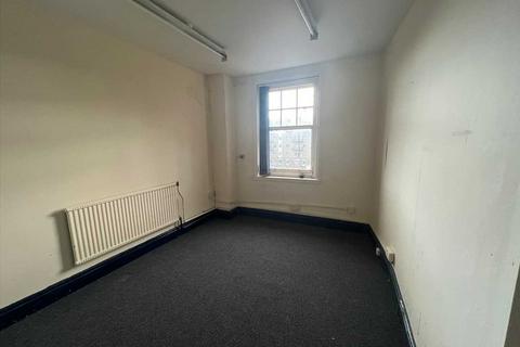 Property to rent, High Street, Slough