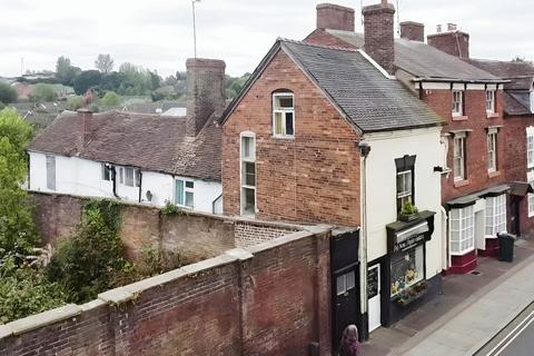 4 bedroom end of terrace house for sale, High Street, Kidderminster DY14