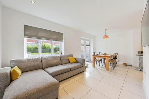 undefined, Bellingham Grove, Tamworth