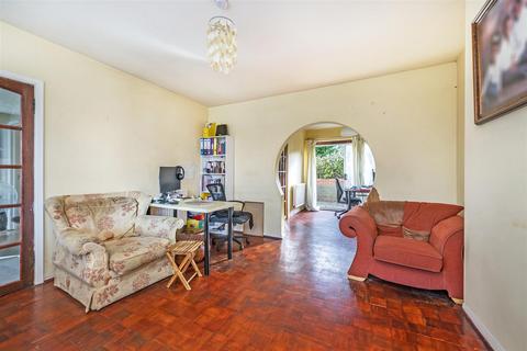 4 bedroom house for sale, Delius Close, Elstree