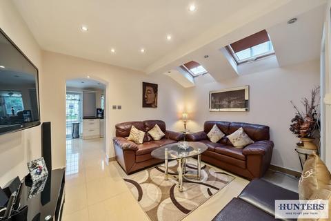 82 Canberra Road, London, SE7 8PE