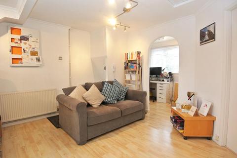 2 bedroom apartment for sale, Parkland Grove, Ashford TW15