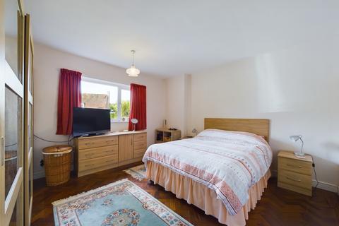 11 Achilles Close, Hemel Hempstead, HP2 5QA