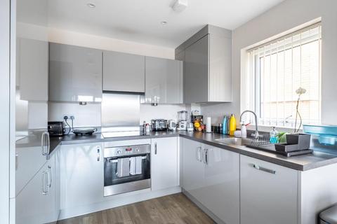 2 bedroom flat for sale, Bracknell,  Berkshire,  RG12