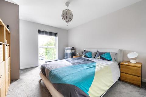 2 bedroom flat for sale, Bracknell,  Berkshire,  RG12