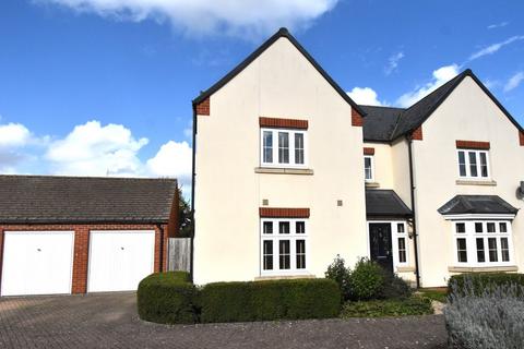 4 bedroom detached house for sale, Avoncrest Drive, Tewkesbury GL20