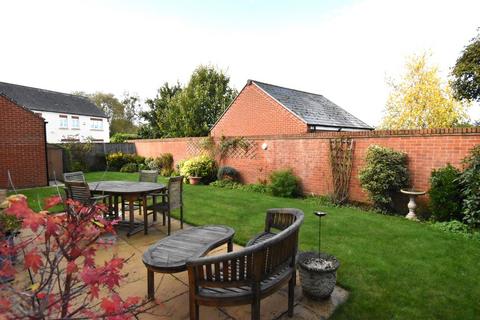 4 bedroom detached house for sale, Avoncrest Drive, Tewkesbury GL20