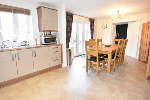 4 bedroom detached house for sale, Avoncrest Drive, Tewkesbury GL20