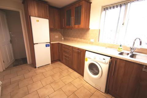 1 bedroom flat to rent, West Thorp, Newcastle upon Tyne, NE5