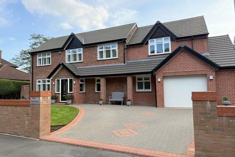 4 bedroom detached house for sale, Balmoral Road, Grappenhall, Warrington, WA4 2EB