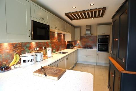 1 Aintree Avenue, Barleythorpe, Oakham, LE15 7TR