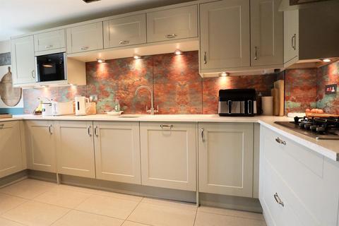1 Aintree Avenue, Barleythorpe, Oakham, LE15 7TR