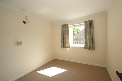 1 bedroom flat for sale, Mount Hermon Road, Woking GU22