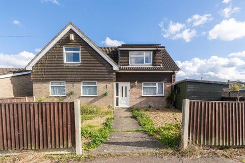 4 bedroom detached house for sale, Lime Tree Avenue, Wymondham