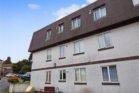 2 bedroom flat to rent, Trevarthian Road, St Austell, PL25