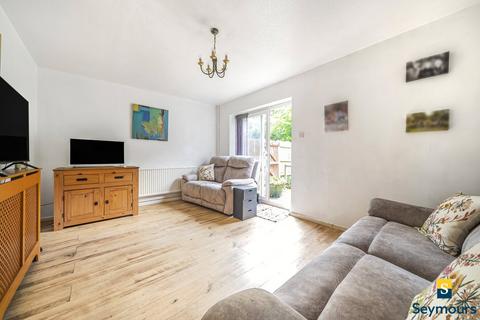 3 bedroom terraced house for sale, Windrush Close, Guildford GU5