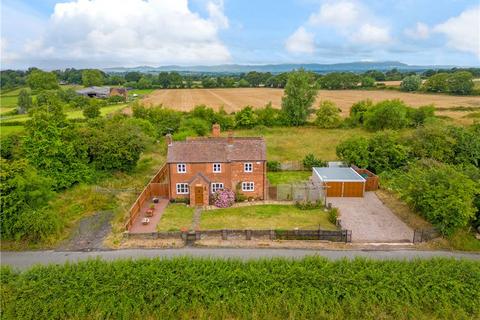 4 bedroom detached house for sale, Hillend, Twyning, Tewkesbury