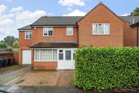 17 Fulford Road, Caterham, CR3 5SQ