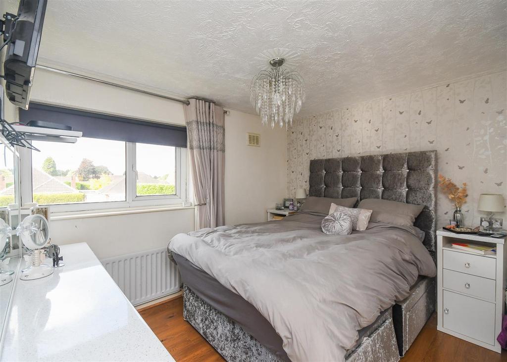 1 Bull Lane - Bedroom 2.jpg