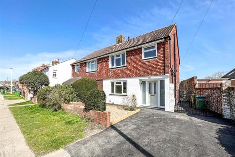 3 bedroom semi-detached house for sale, Castle Street, Portchester