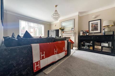 3 bedroom semi-detached house for sale, Castle Street, Portchester