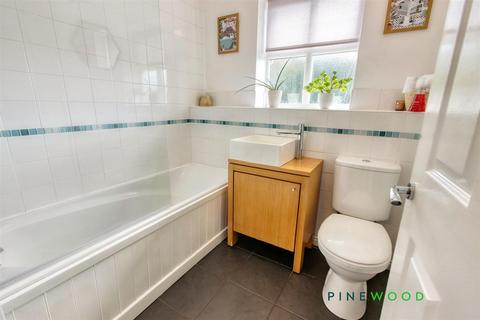 18 Blackthorn Close, Hasland, Chesterfield, S41 0DY